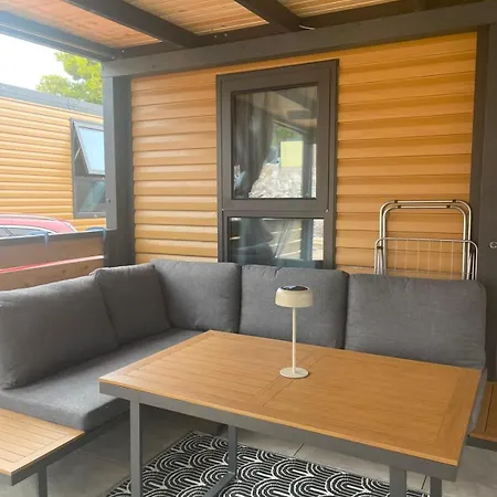 Mobile Homes With Sea View - Camp Croatia, Hébergement de vacances *